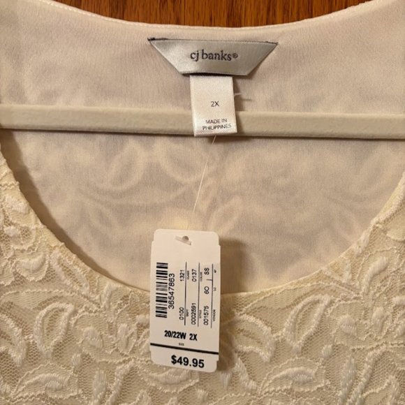 CJ Banks Cream colored Lace Tunic - Picture 2 of 2